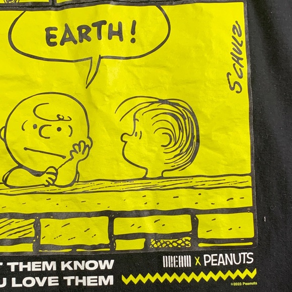 Peanuts Black Tee with Yellow Accents dream clothing Charlie Brown - Picture 11 of 15